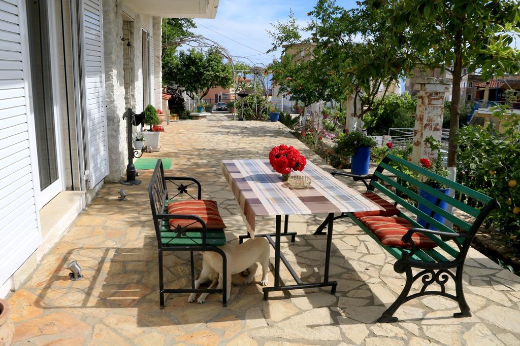 Holiday Home Ali Piqeras Ngoại thất bức ảnh